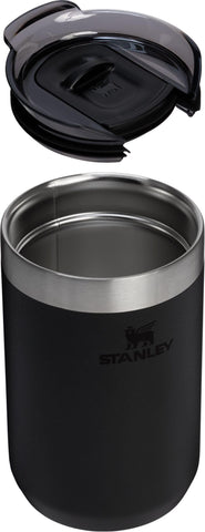 STANLEY lid detail highlighting Tritan drink-through design for splash-free sipping