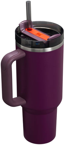 STANLEY ergonomic handle close-up with comfort-grip for easy carrying