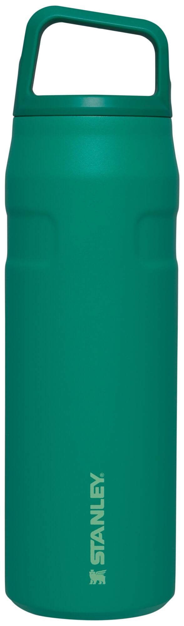 STANLEY front view showing IceFlow Cap and Carry and ergonomic design benefit