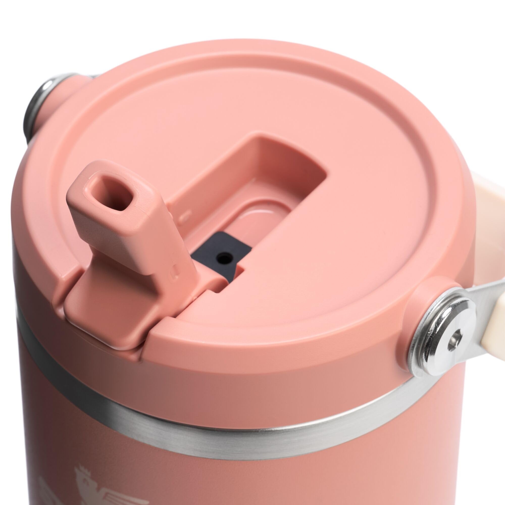 STANLEY lid detail highlighting Flip Straw 2.0 for fast sipping convenience