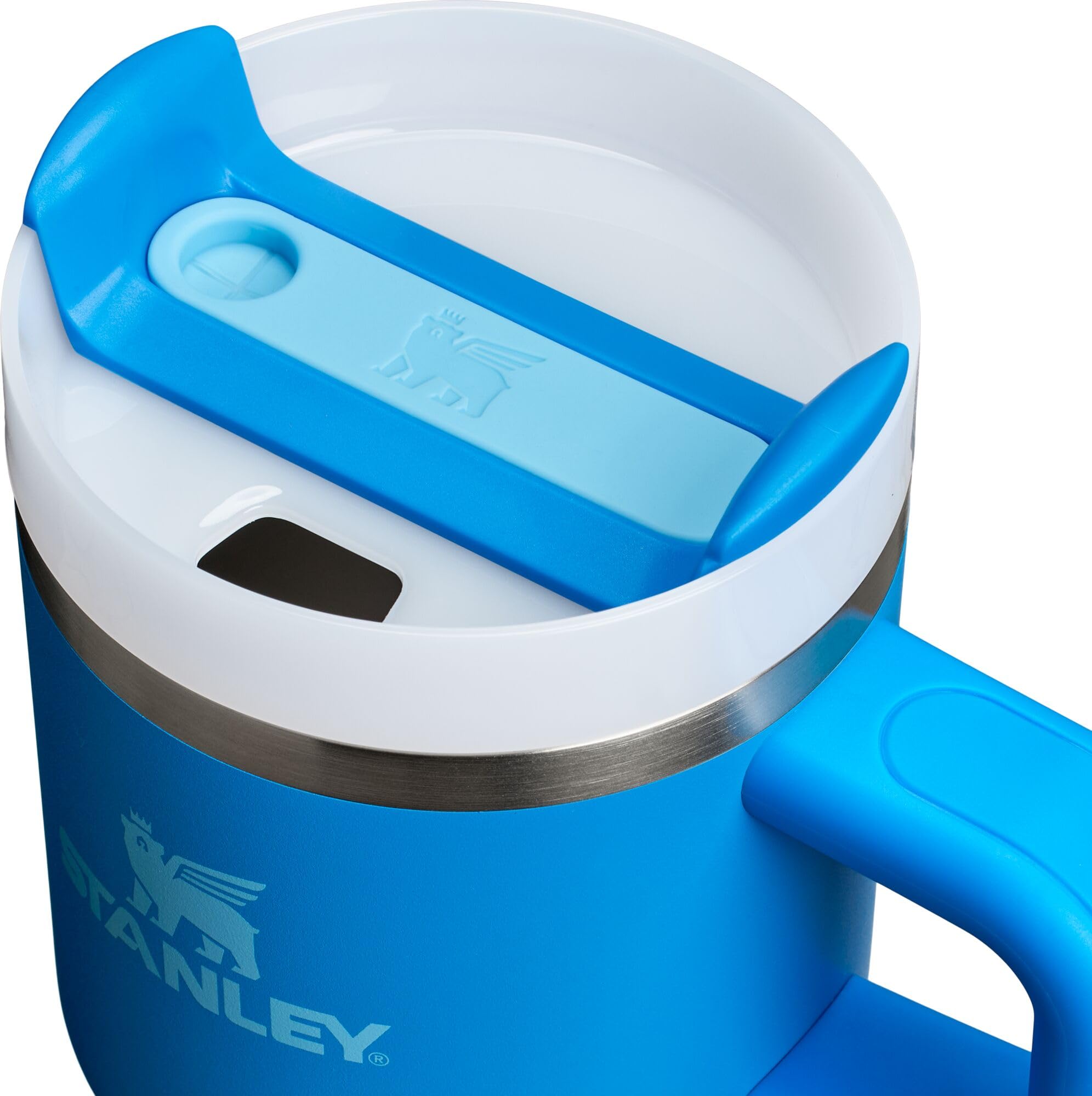 STANLEY Quencher lid close-up highlighting FlowState lid durability