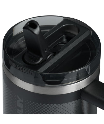 STANLEY close-up of ProTour flip straw lid demonstrating leak protection