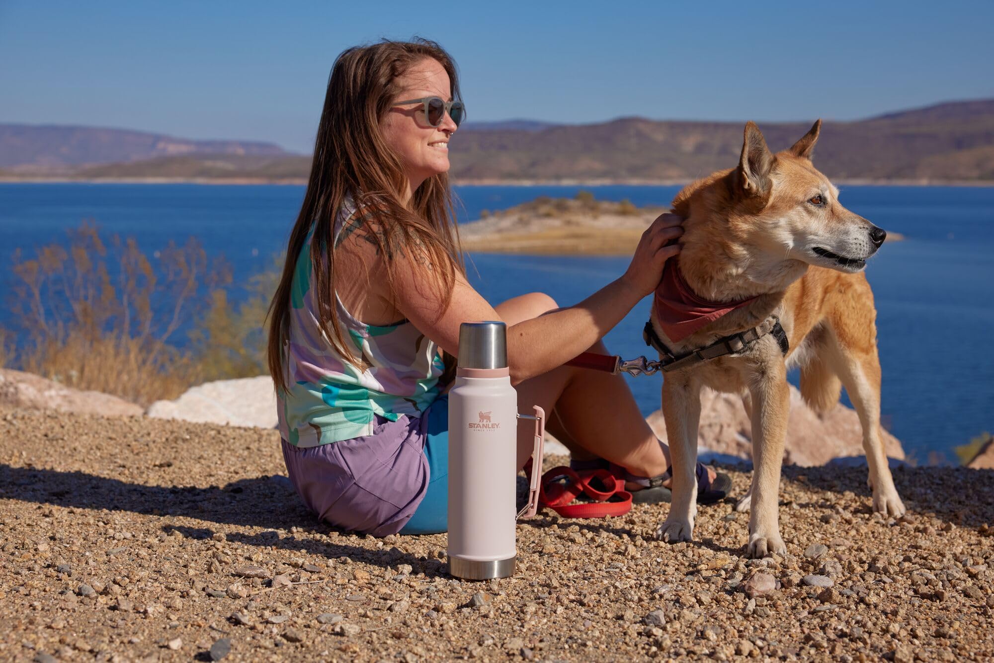 STANLEY beside a coffee mug to show 1.5 qt capacity and fewer refills advantage