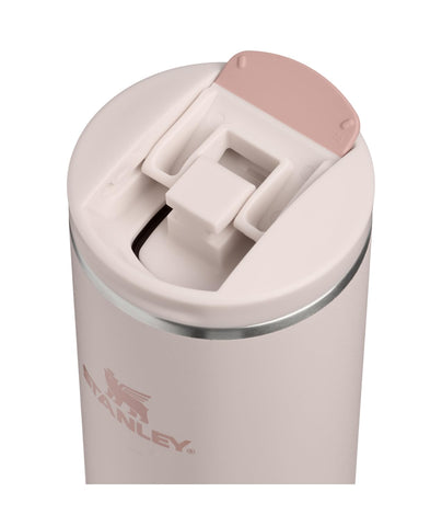 STANLEY lid close-up displaying flip-top mechanism and leakproof lock for spill protection