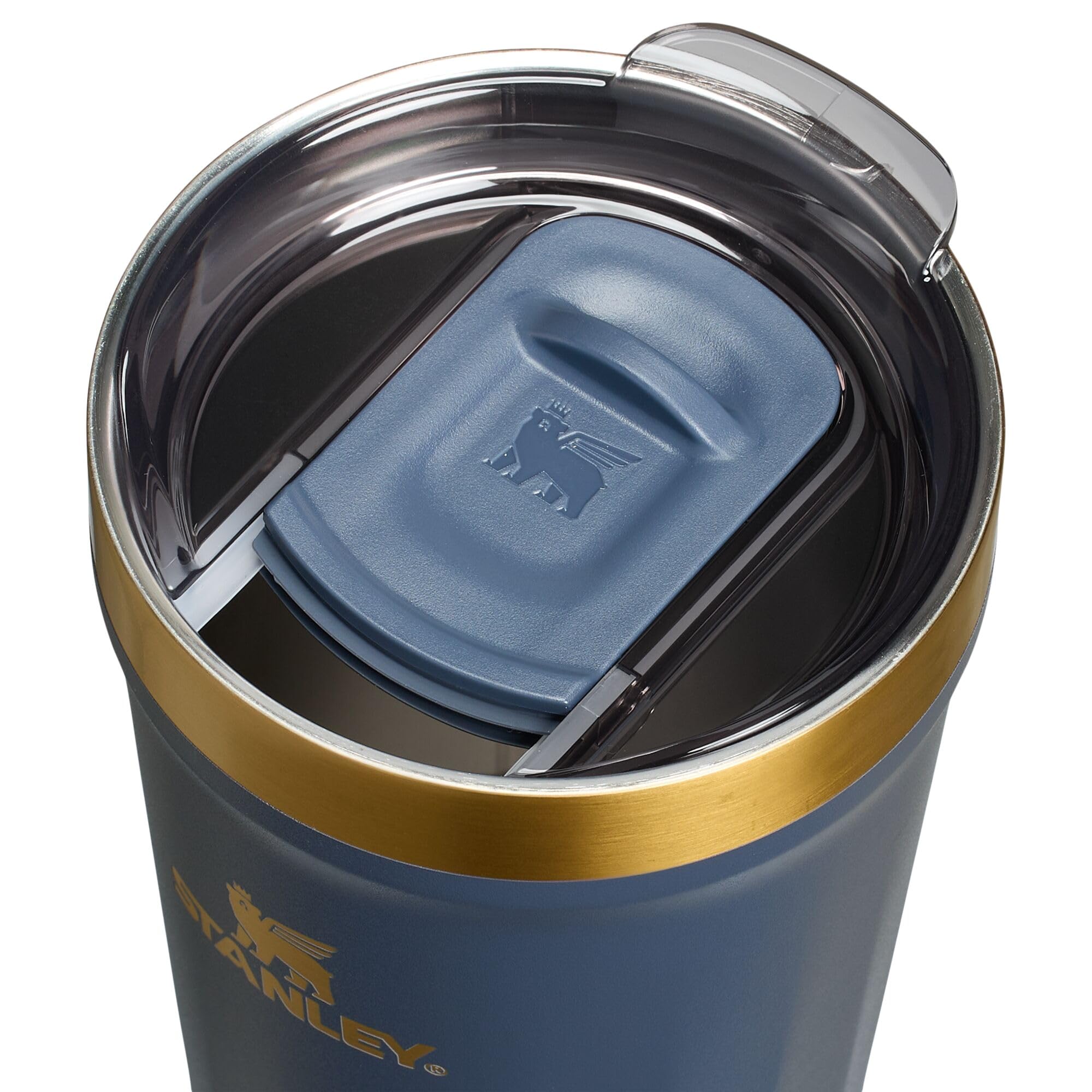 STANLEY close-up of powdercoat texture highlighting scratch-resistant finish