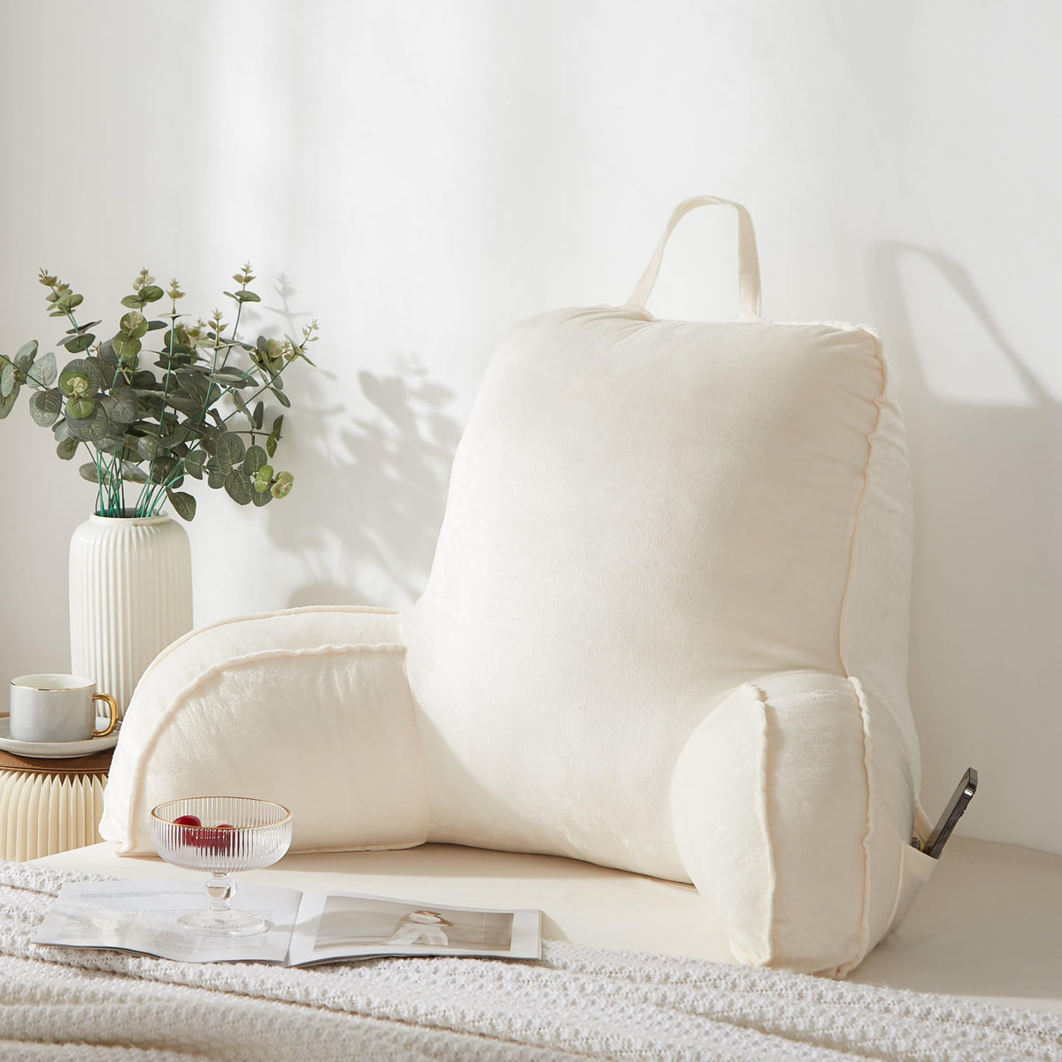 StarAneer front view velvet beige pillow showing full backrest support