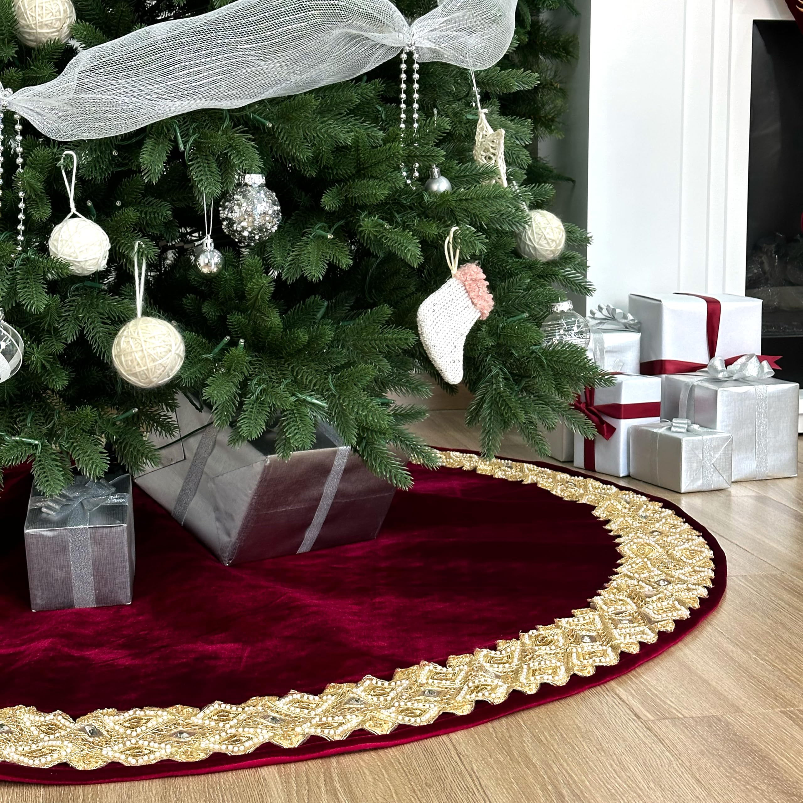 Starry Dynamo lifestyle holiday setting with skirt enhancing room elegance