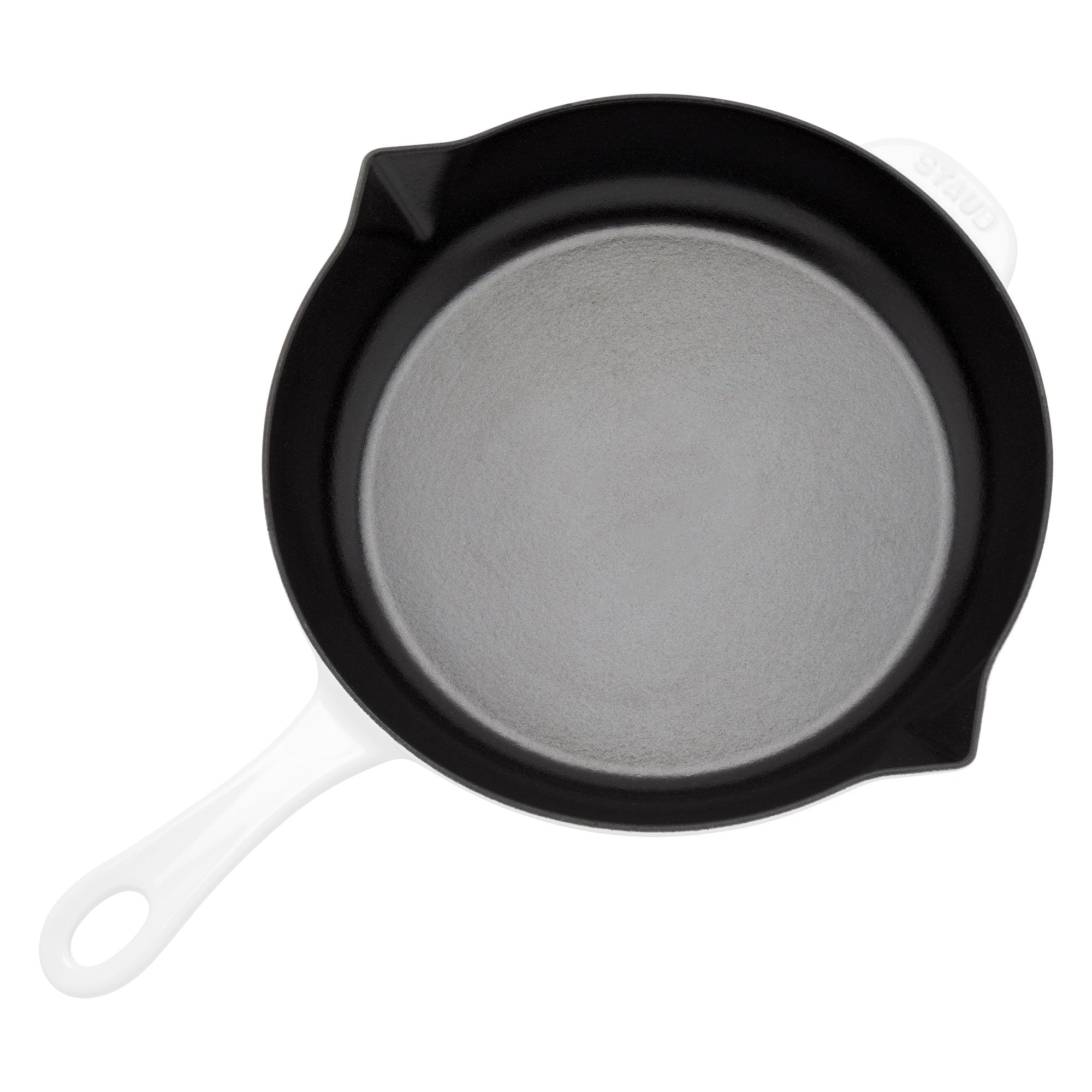 STAUB pouring spout view demonstrating drip-free transfers for cleaner cooking
