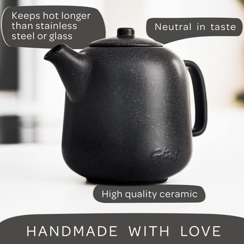 Steinzeit teapot close view of removable stainless-steel infuser for clean steeping