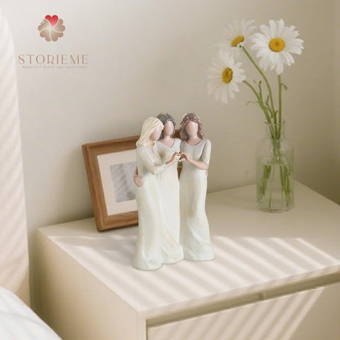 Storieme gift box with figurine inside ready-to-give presentation