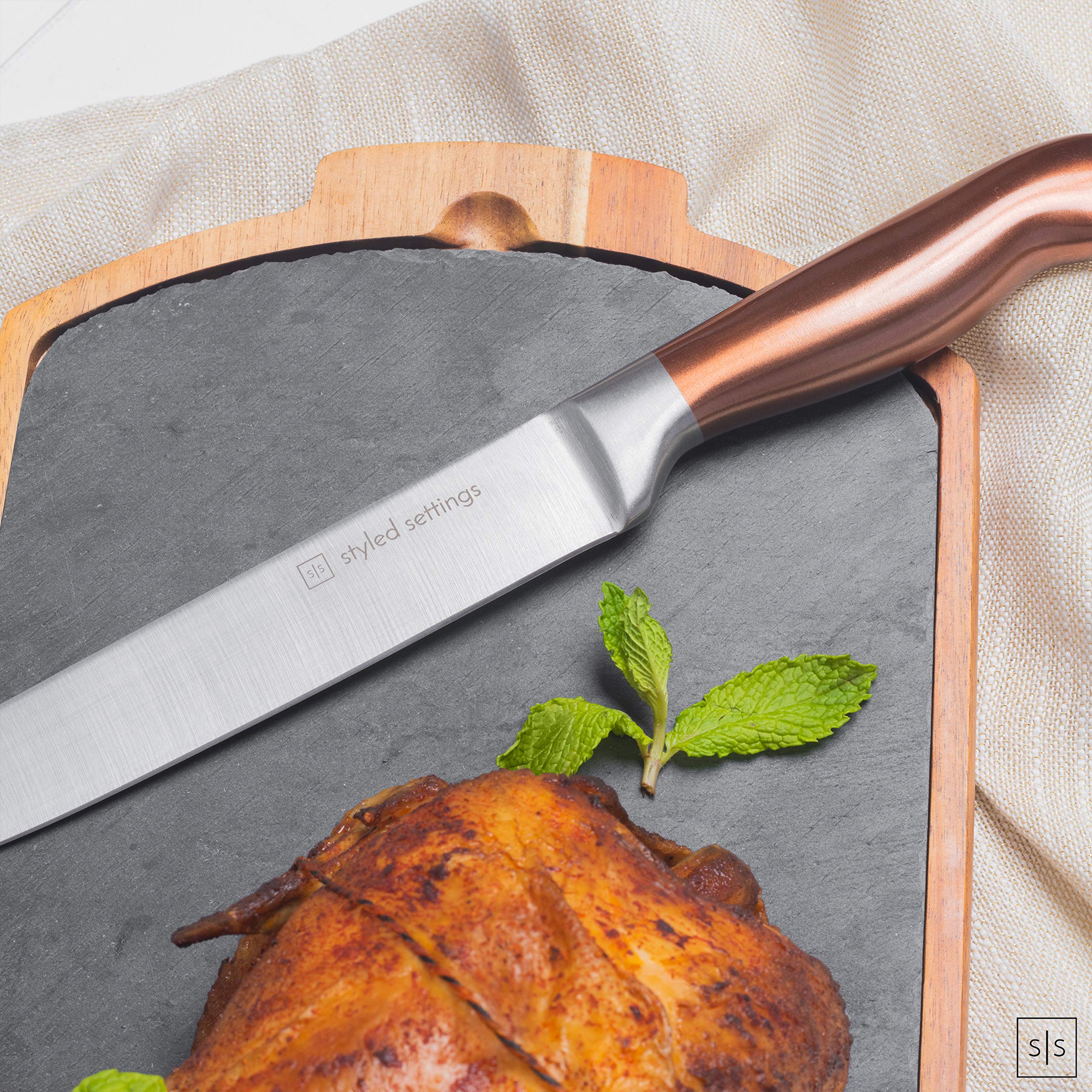 STYLED SETTINGS santoku and bread knife cutting bread, efficient slicing