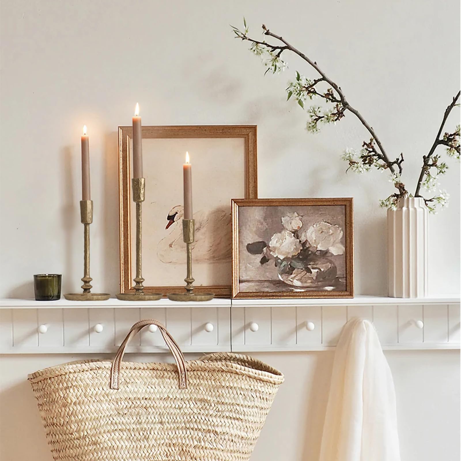 SUJUN mantel display with holders adding cozy decorative focal point