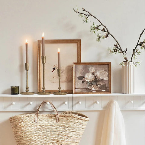 SUJUN mantel display with holders adding cozy decorative focal point