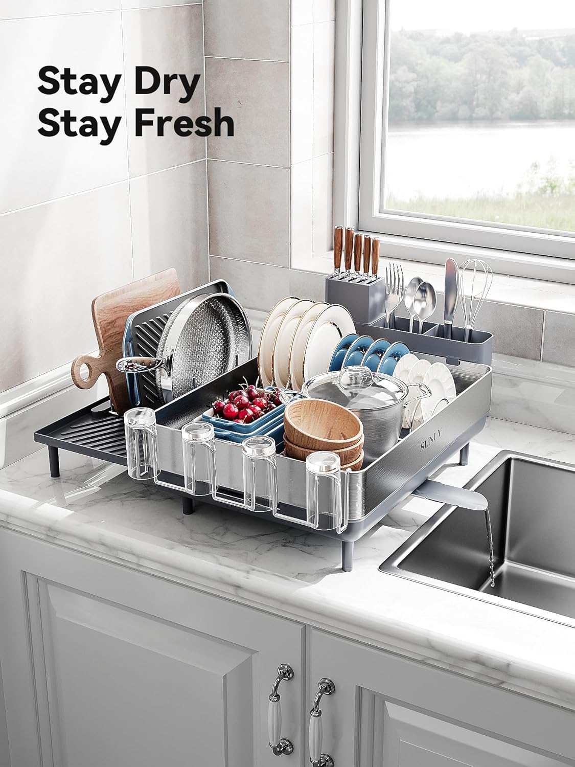 SUNLY rack next to standard sink to show scale and footprint