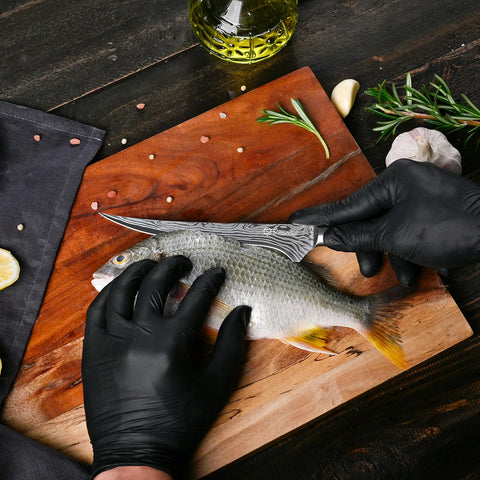 Sunnecko knife in gift box highlighting presentation and ready-for-gifting convenience