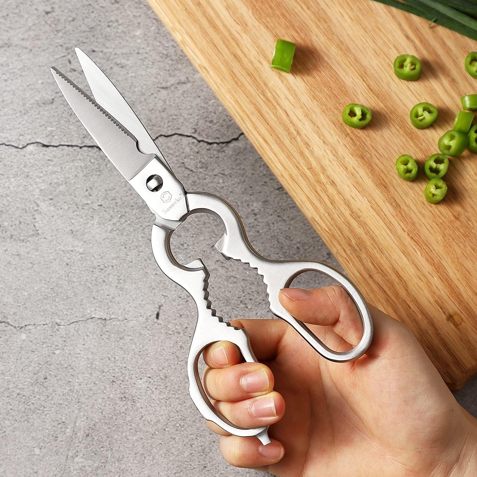 Sunnecko beside fork and spoon to show real size
