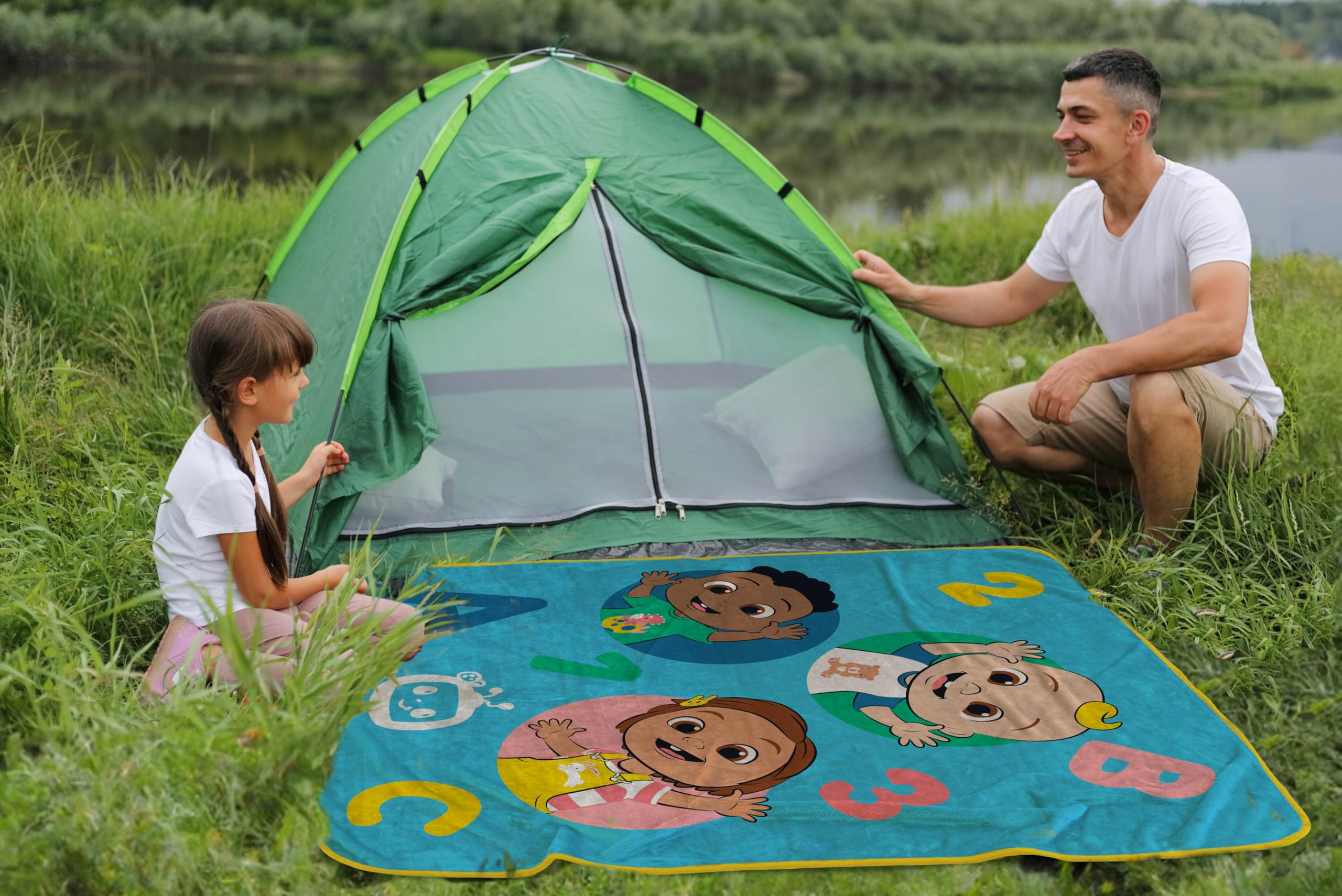 Sunny Side Up CoComelon blanket zoom on JJ and friends for playful appeal