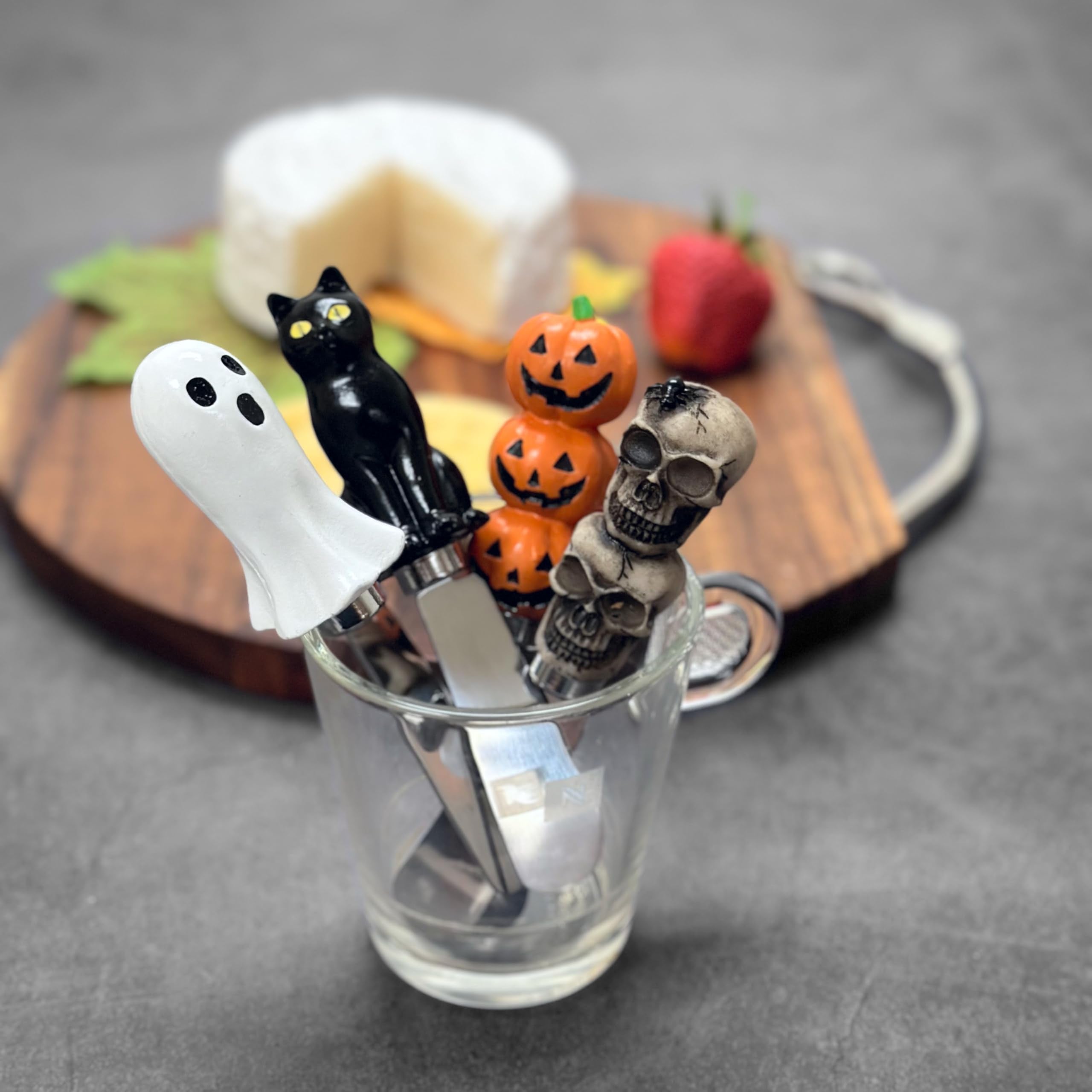 Supreme Housewares black cat handle pictured on cheese board offering festive flair