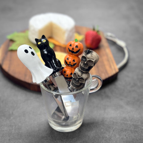 Supreme Housewares black cat handle pictured on cheese board offering festive flair