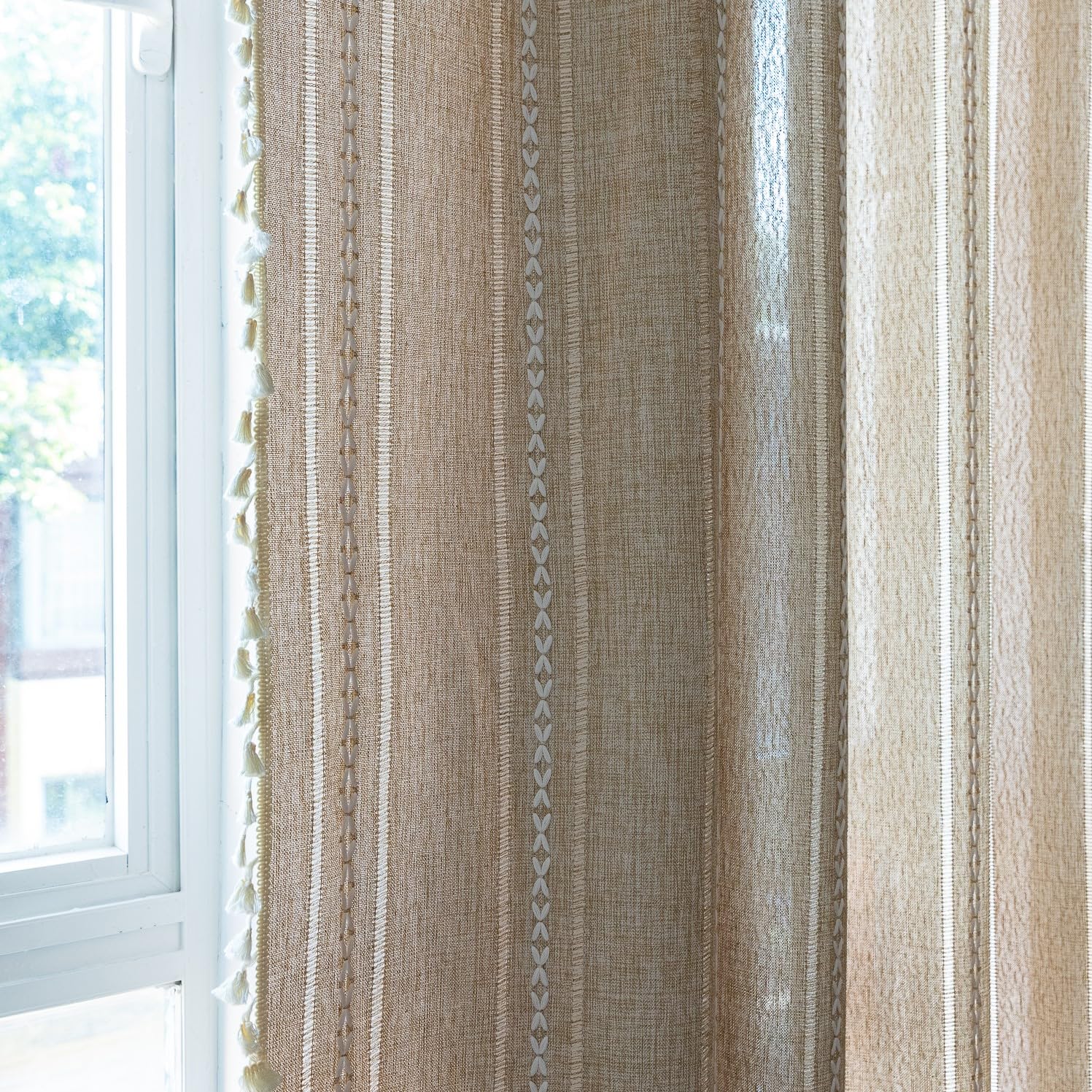 Sutuo Home hem and stitching detail showing quality seams benefit lasting durability