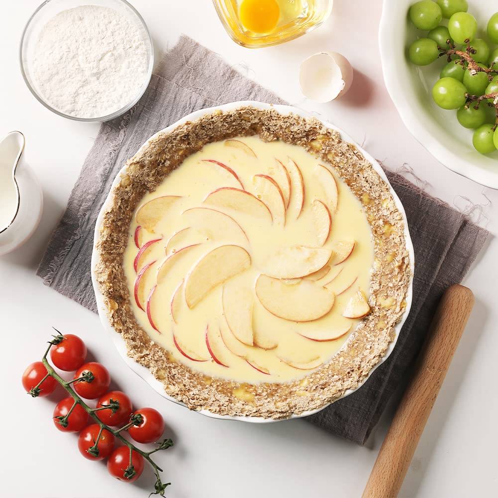 Sweejar Home pie pan in oven baking demonstrates even browning and reliable performance