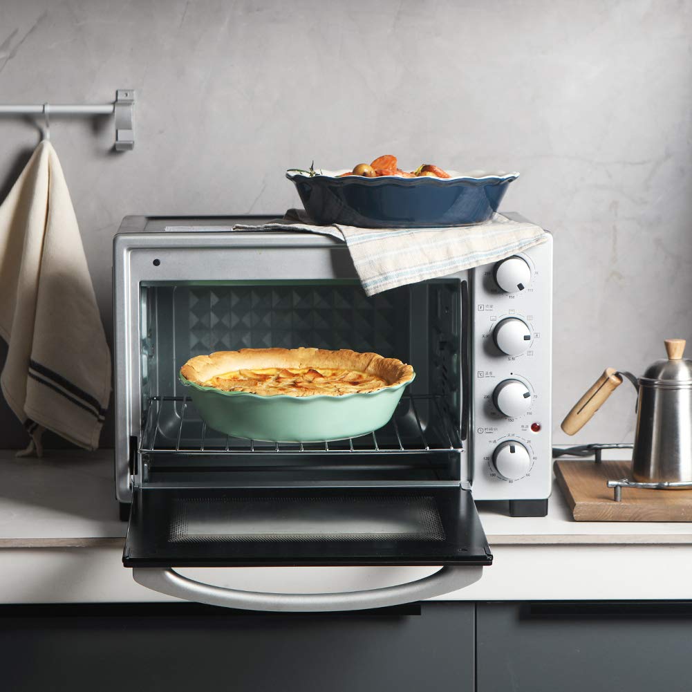 Sweejar Home pie pan with baked apple pie served for visual serving appeal and practicality