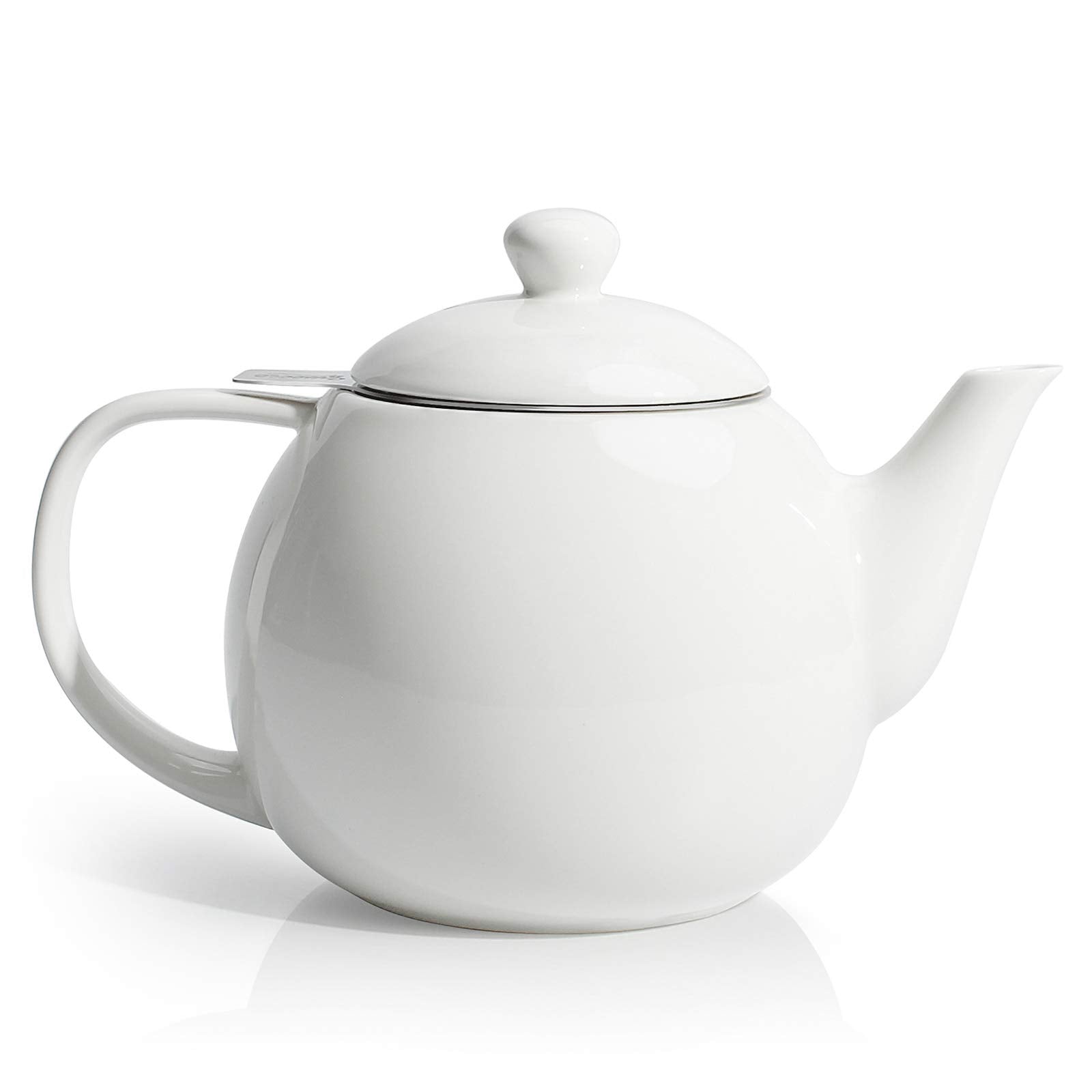 Sweese teapot front view showing clean white porcelain and elegant silhouette for stylish brewing