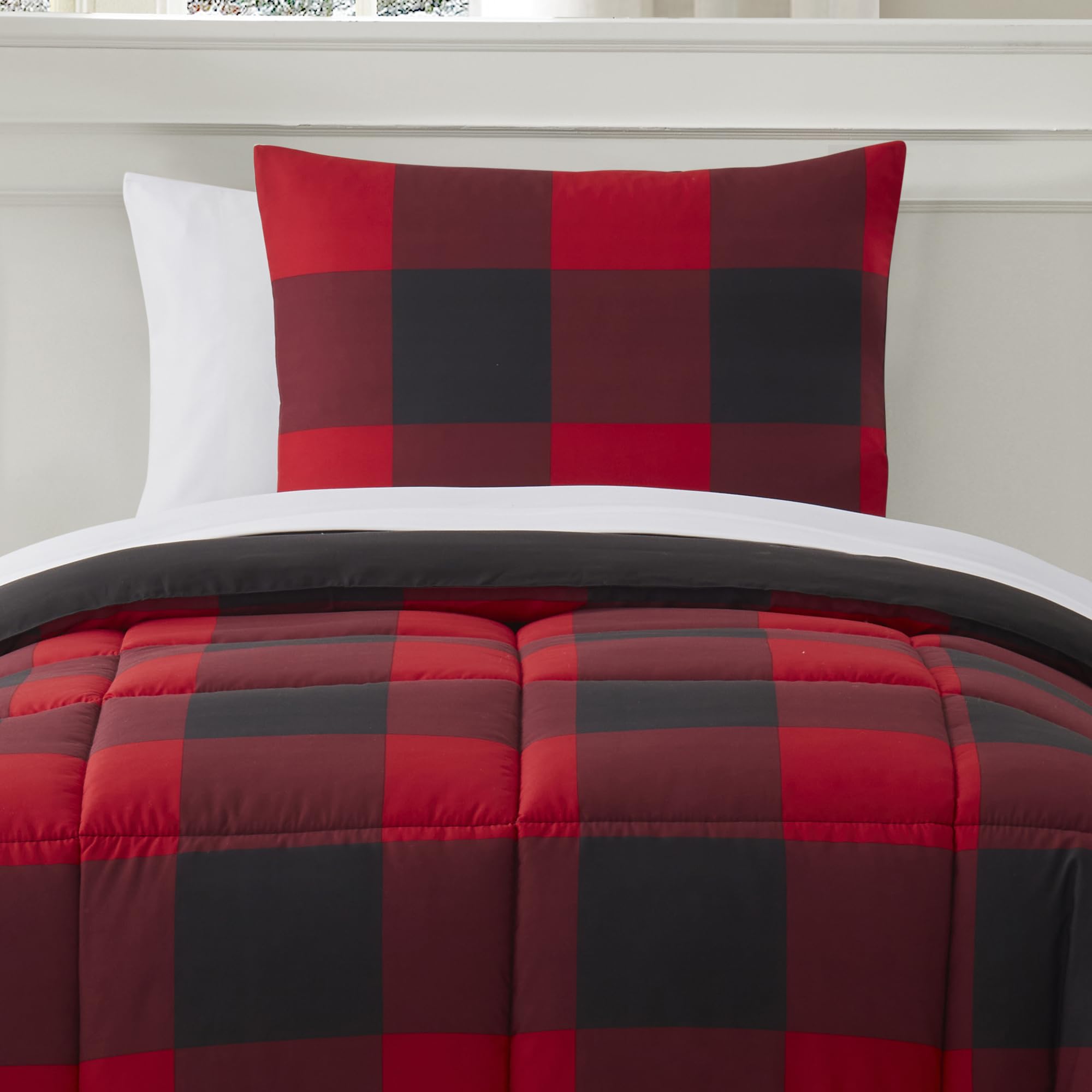 Sweet Home Collection comforter loft cross-section showing plush down-alternative warmth