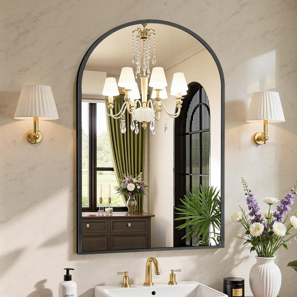 Sweetcrispy arched mirror front view showing clean black frame and silhouette benefit clarity