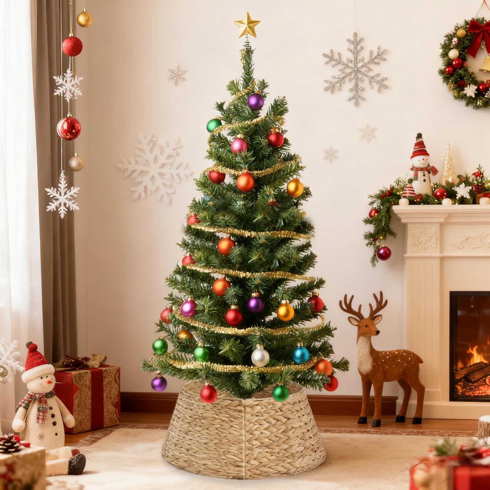 Sweetcrispy collar around decorated tree showing polished look
