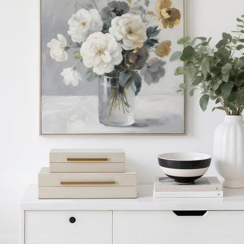 SYYSY gold metal handle close-up highlighting refined minimalist accent