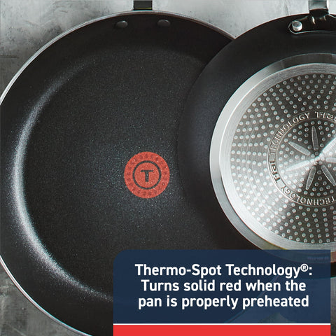 T‑Fal Thermo‑Spot detail indicating perfect preheat for consistent cooking