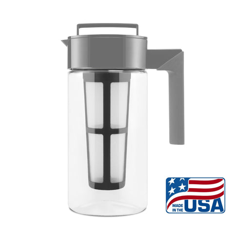Takeya fine-mesh filter close-up ensuring grit-free cold brew