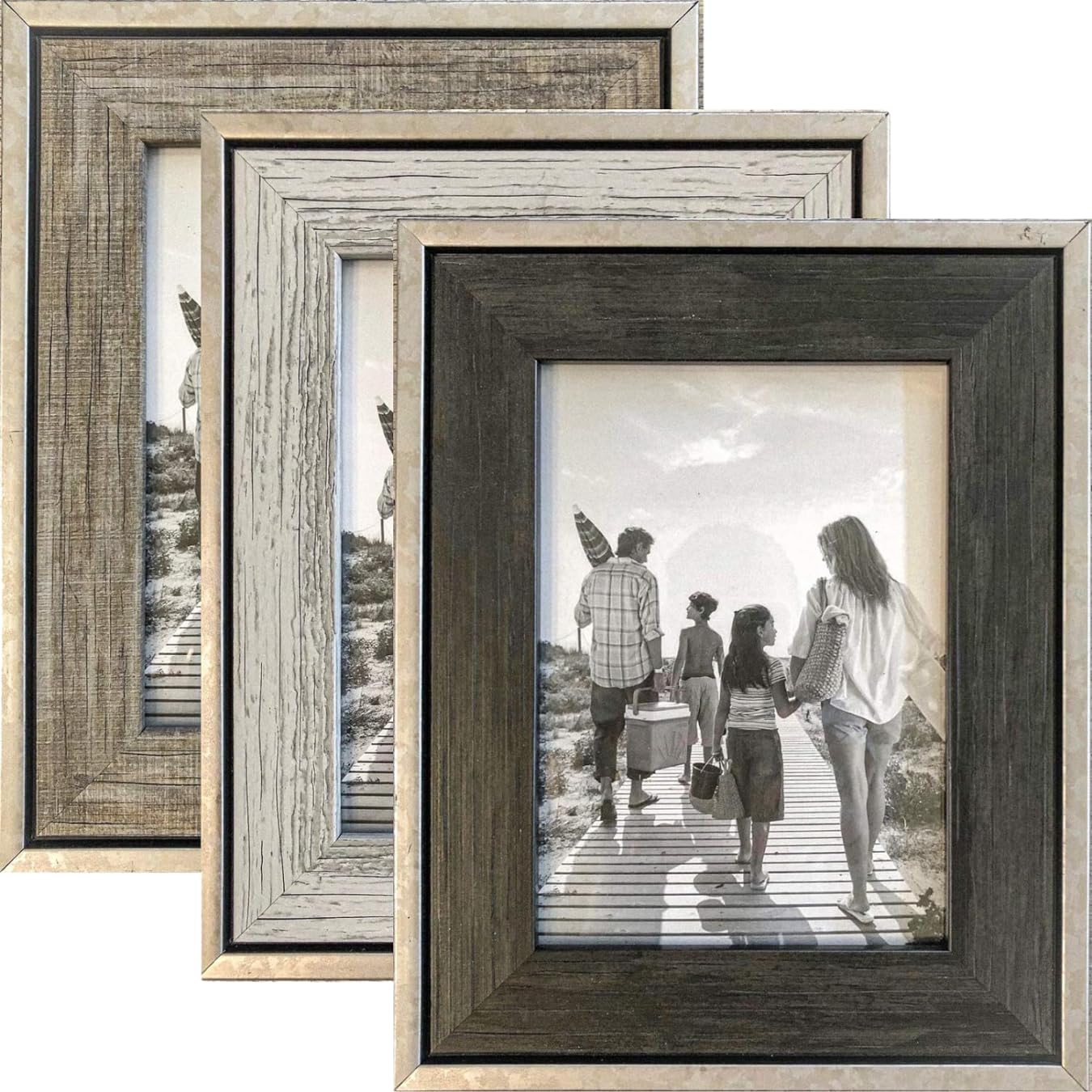 Tasse Verre front view showing three rustic frames and ready-to-hang benefit