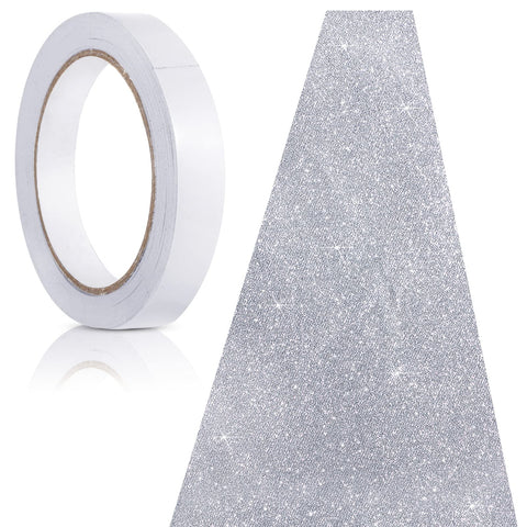 Tatuo front view of glitter silver runner showing full length and shimmer benefit