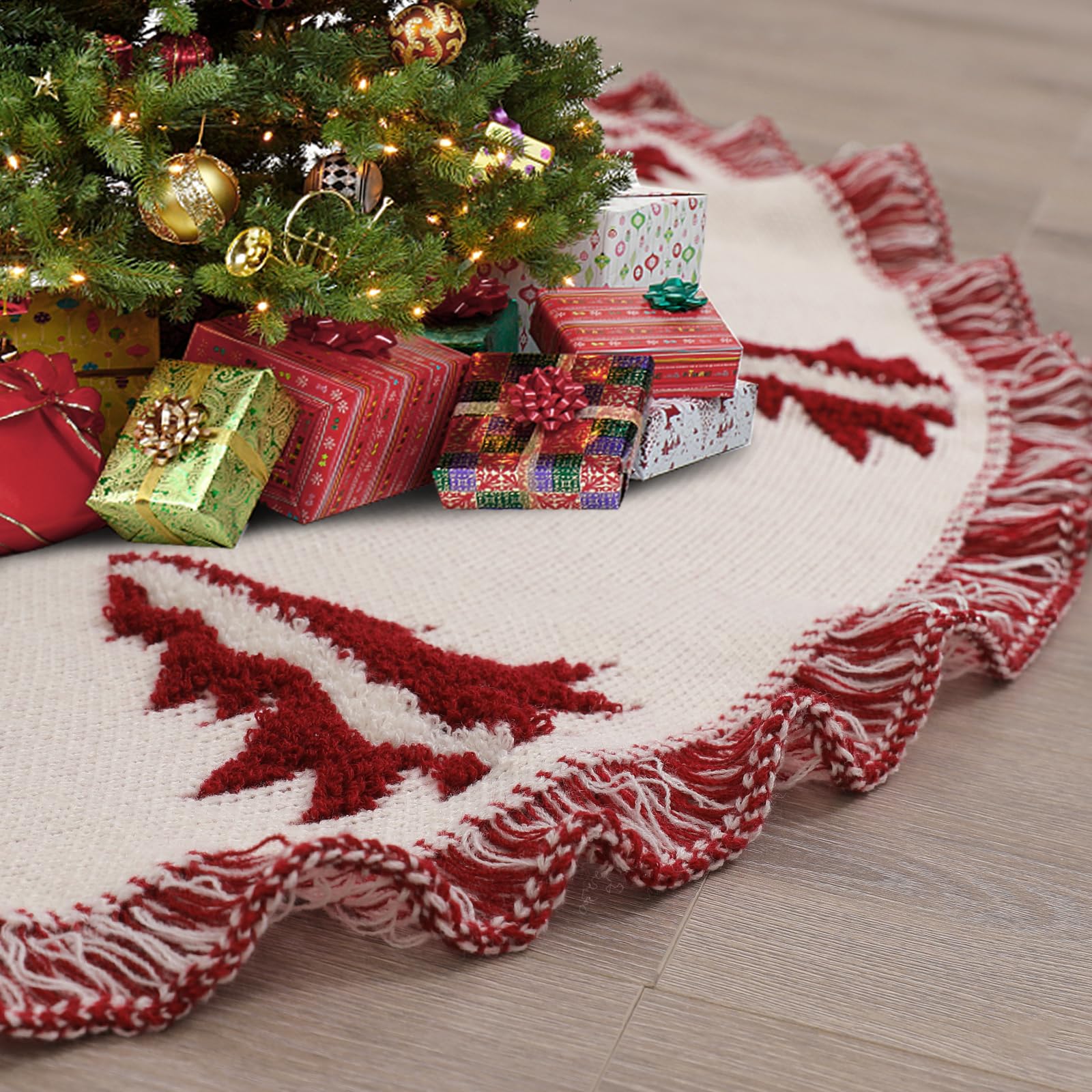 Tavovostar front view of 48-inch white knitted tree skirt showing full design and coverage