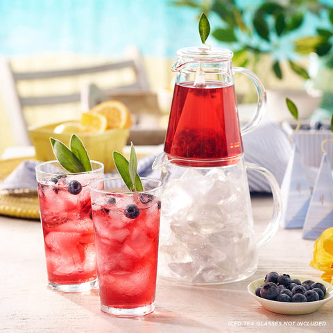 Tea Forte close-up of heat-resistant glass rim highlighting durability and clean brewing