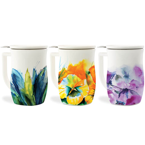 Tea Forte Fiore beside a smartphone showing 14 oz scale, useful size for single servings