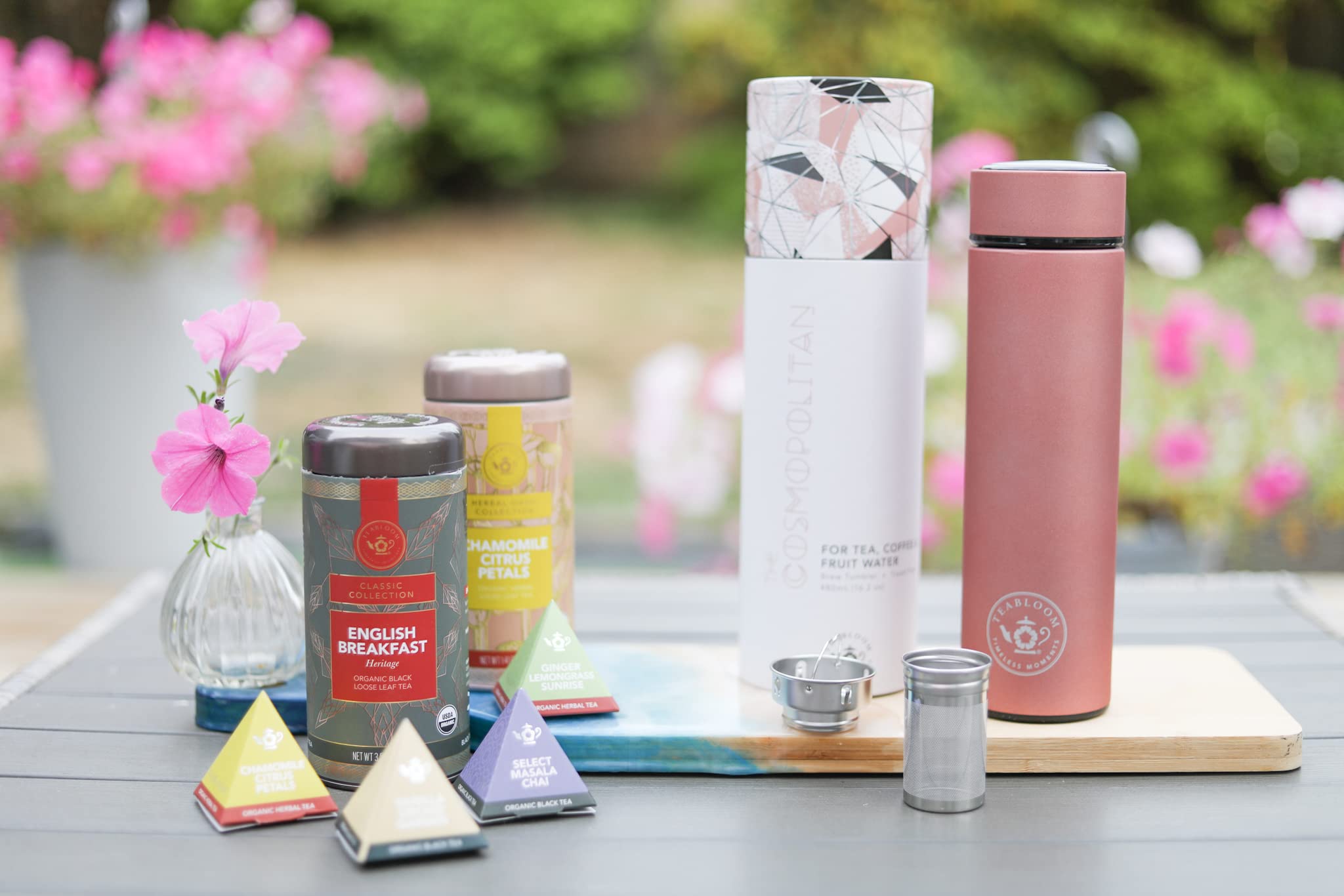 Teabloom Cosmopolitan lid and two-way stainless filter, easy to disassemble benefit
