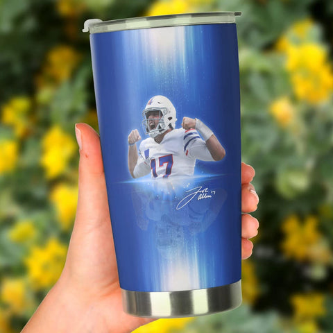 TEERABBIT tumbler in hand to show 20 oz scale and comfortable grip