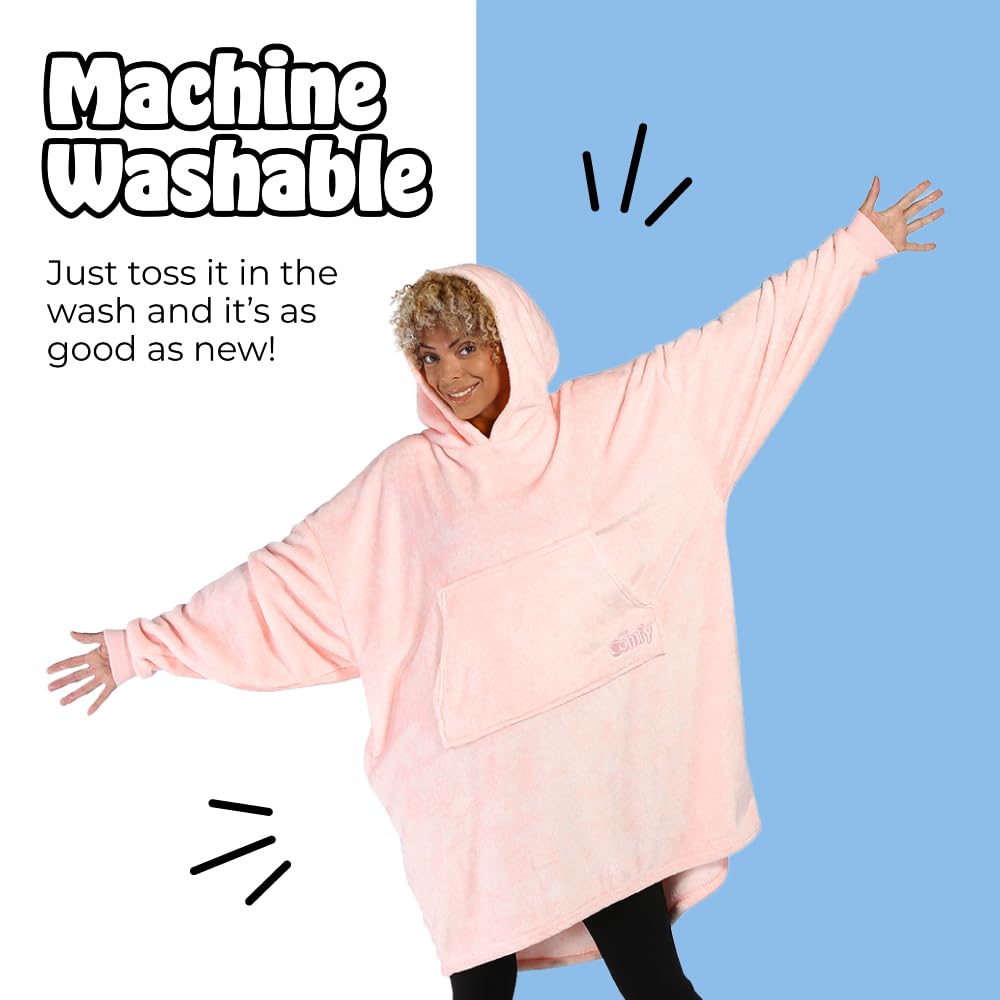 Ribbed cuff detail on THE COMFY Dream keeping sleeves secure while active