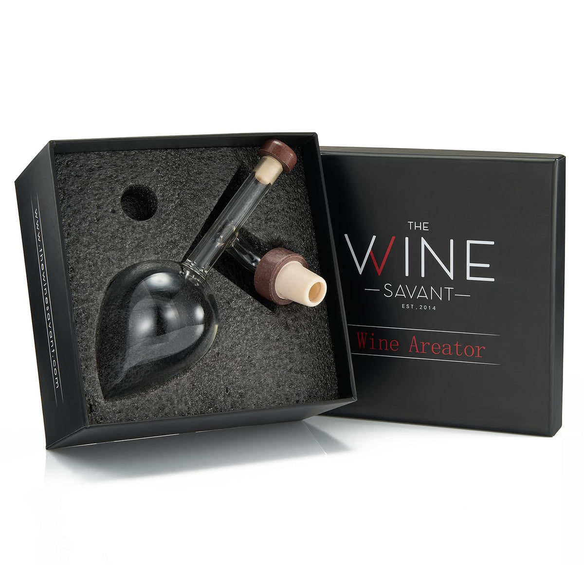 The Wine Savant front view showing elegant hand-blown aerator and clear pour benefit