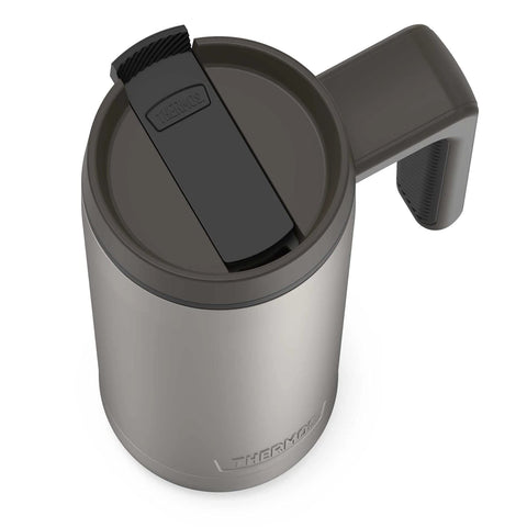 THERMOS texture detail of matte steel for scratch-resistant, low-mark surface