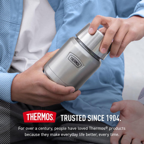 THERMOS jar on picnic blanket showing outdoor use and temperature retention benefit