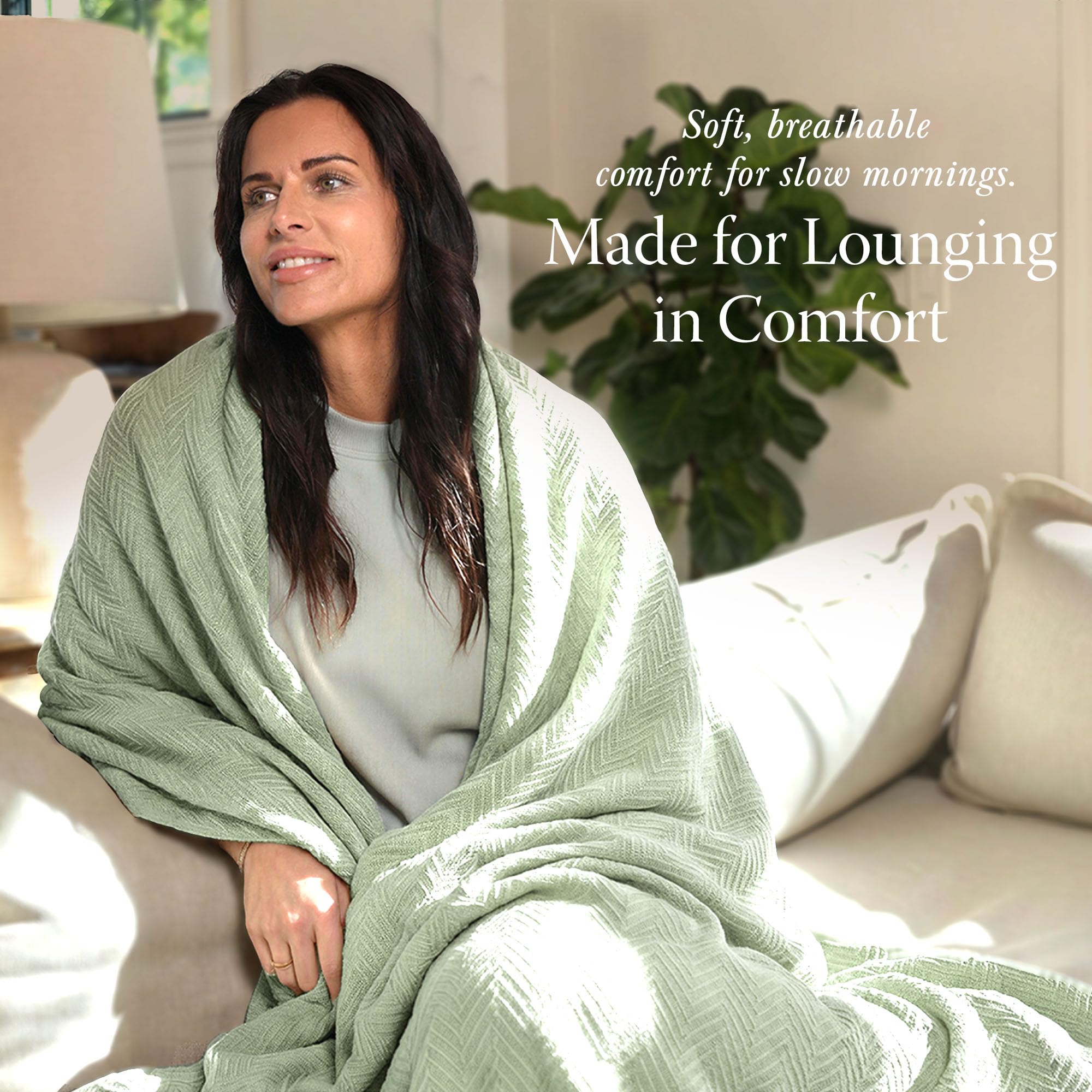Threadmill folded blanket showing label and neat edge finish