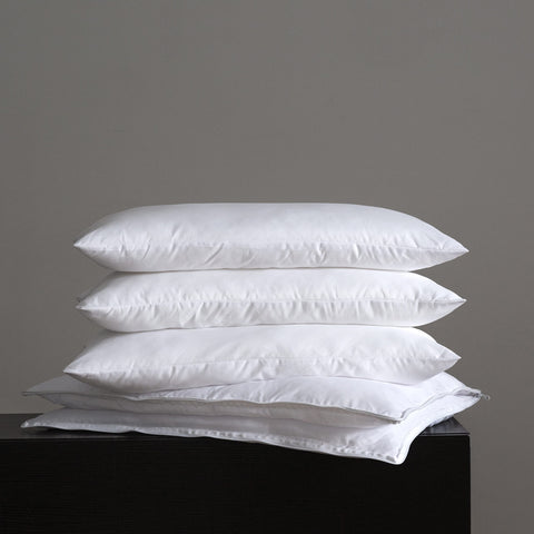 Three Geese close-up of zippered outer shell highlighting soft fabric and easy adjustment