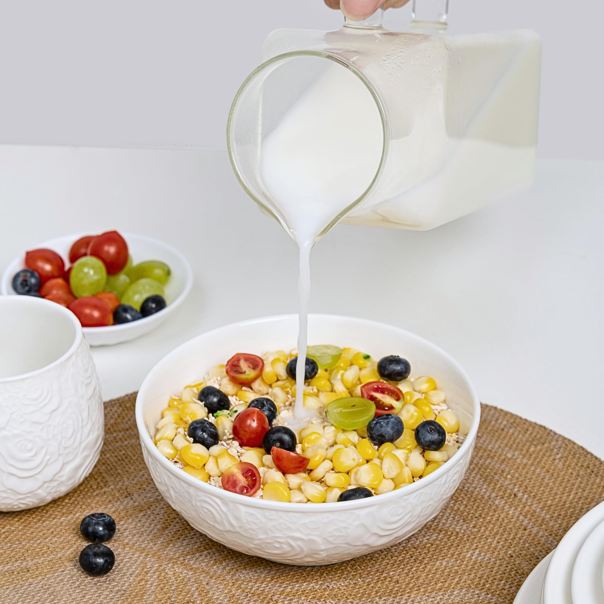 THRYVONA top view inside bowl showing smooth glaze and stain-resistant surface