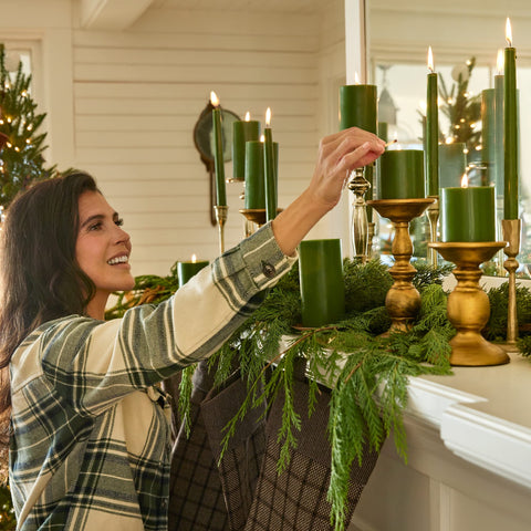 Thymes Frasier Fir displayed on a holder demonstrating safe use