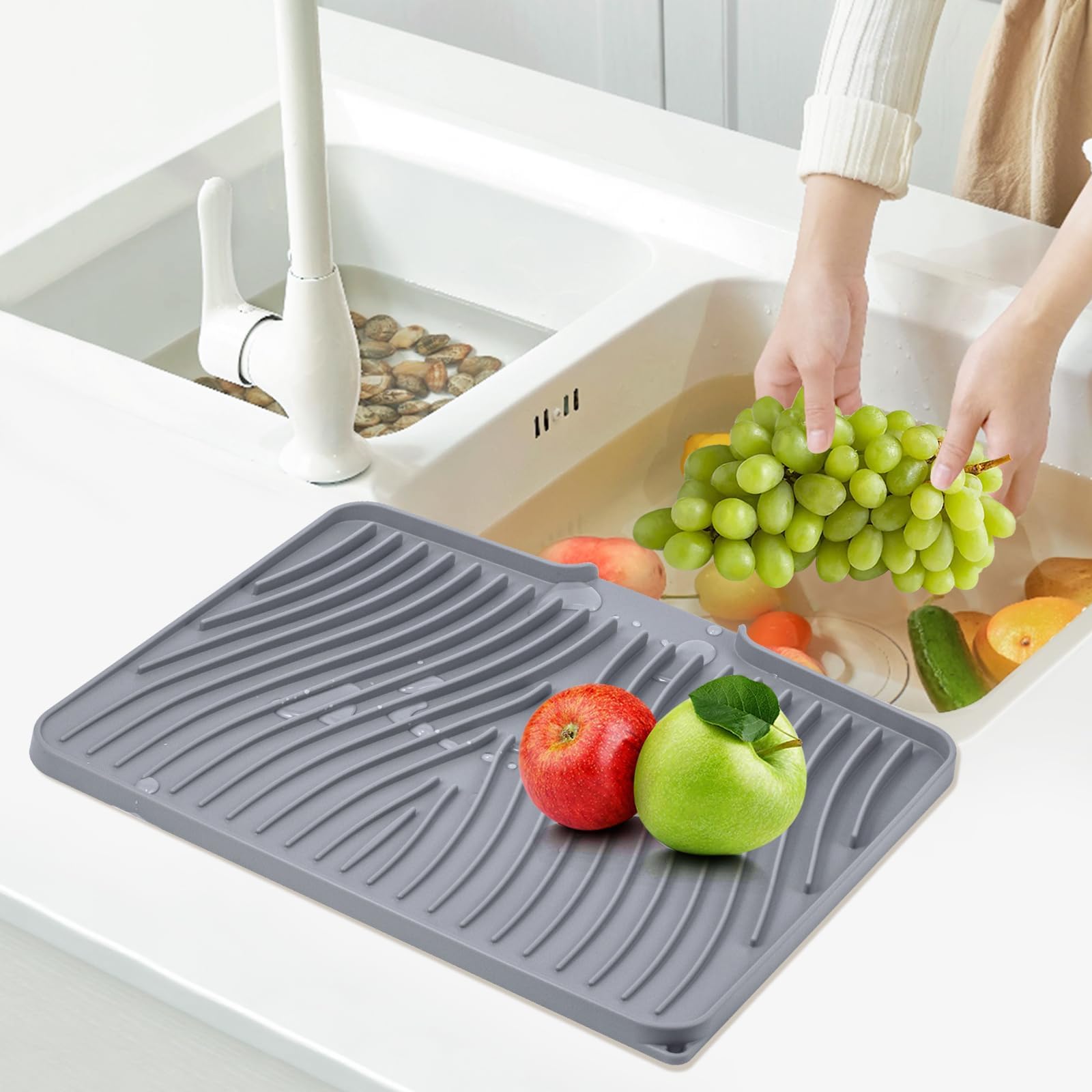 TIKNIK mat with dishes in use preventing slips and pooling