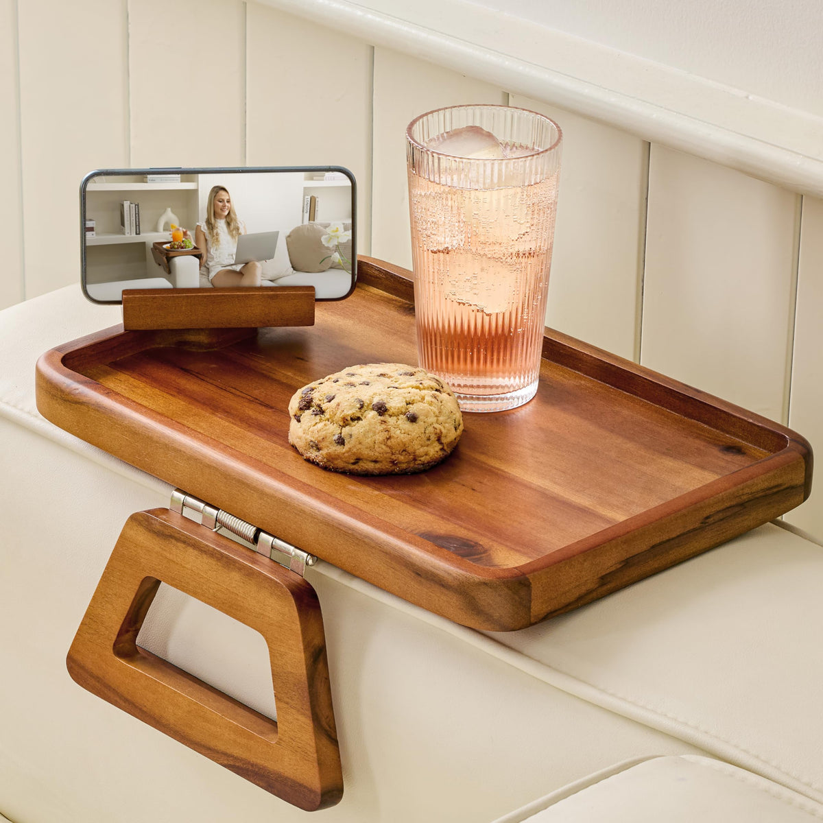 TINAMO front view showing tray on sofa arm for stable drinks